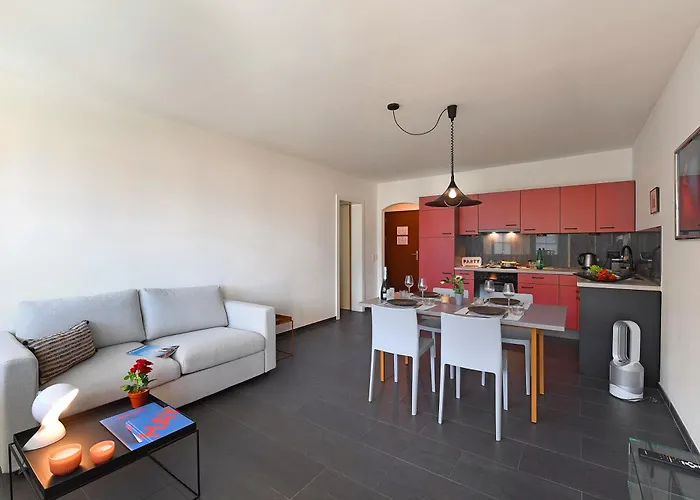 Malibu46 - Happy Minusio